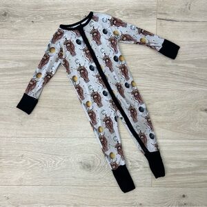 Fletch Happy New Year Highland Cow Bamboo Convertible Zip Romper